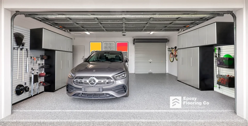 Best Flooring for my Garage: Epoxy Flake Flooring