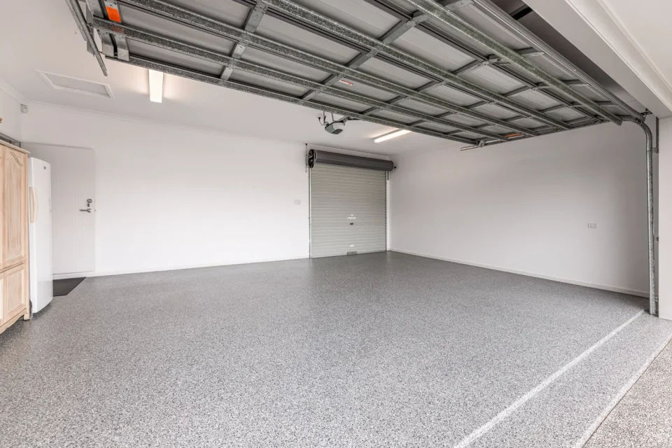 7 Costly Mistakes People Make When Buying an Epoxy Floor