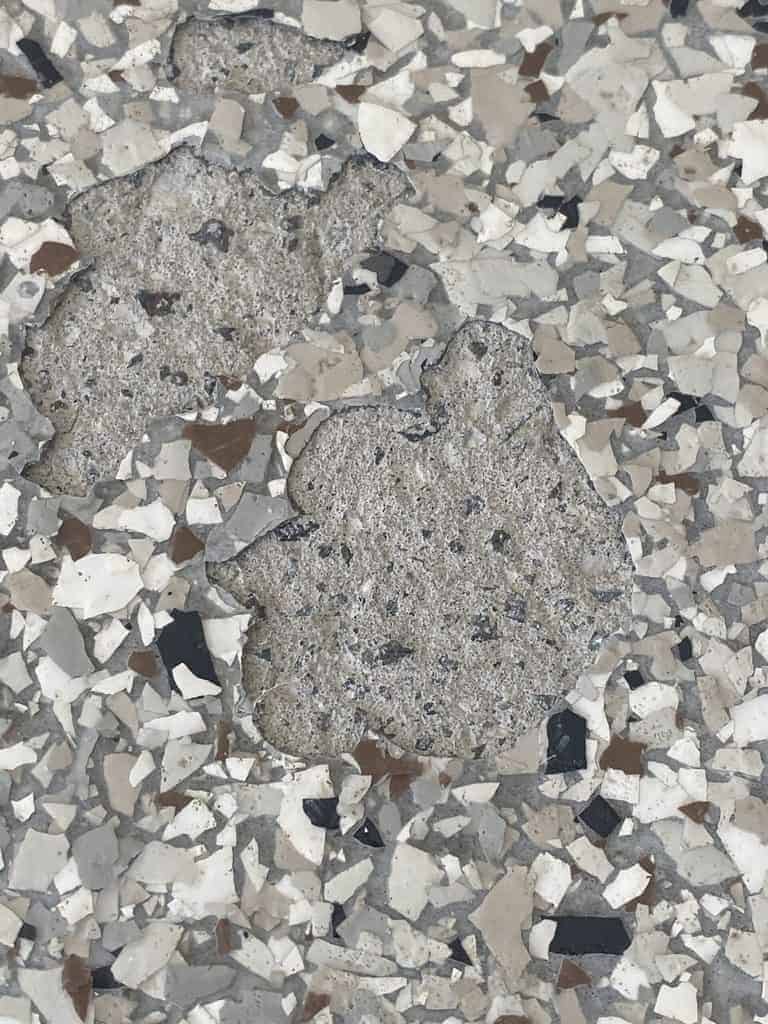 To show what it looks like when concrete has failed